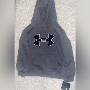 Under armour sweater size 4